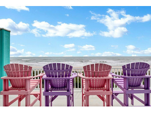 Second Floor Oceanfront Deck