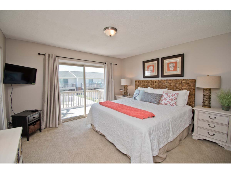 Pine Knoll Townes 51 Pine Knoll Shores townhome rental