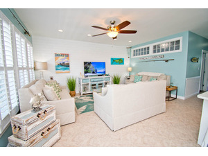 Welcome to Ocean Club J201!