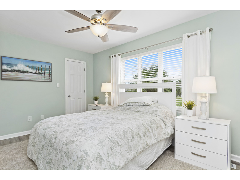 Captain Curry's Emerald Isle duplex rental