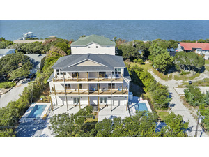 SeasYourMomentsEAST-10-17-25-drone-016