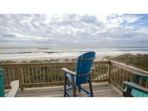 Dolphins Reach (HIH710) image