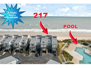Direct Oceanfront Location