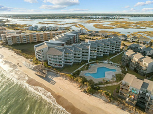 Shipwatch Villas - Oceanfront Complex