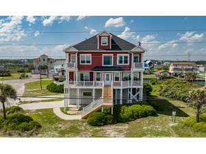 Coral Bay - Unbeatable Amenities!